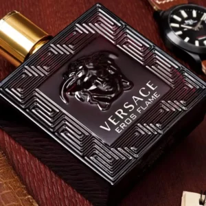 Versace Eros Flame: Uma explosão de paixão em um frasco vermelho ardente.